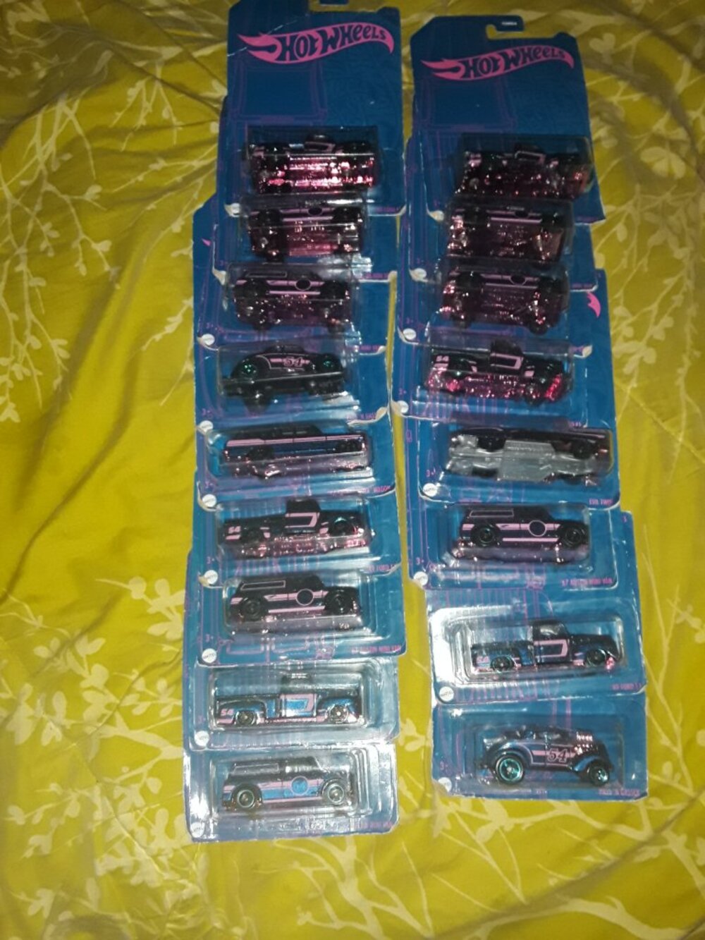 12 pcs Hot Wheels '22 54th Ann Rare Satin Blue n Pink Set 3 Cars No '64 Chevy